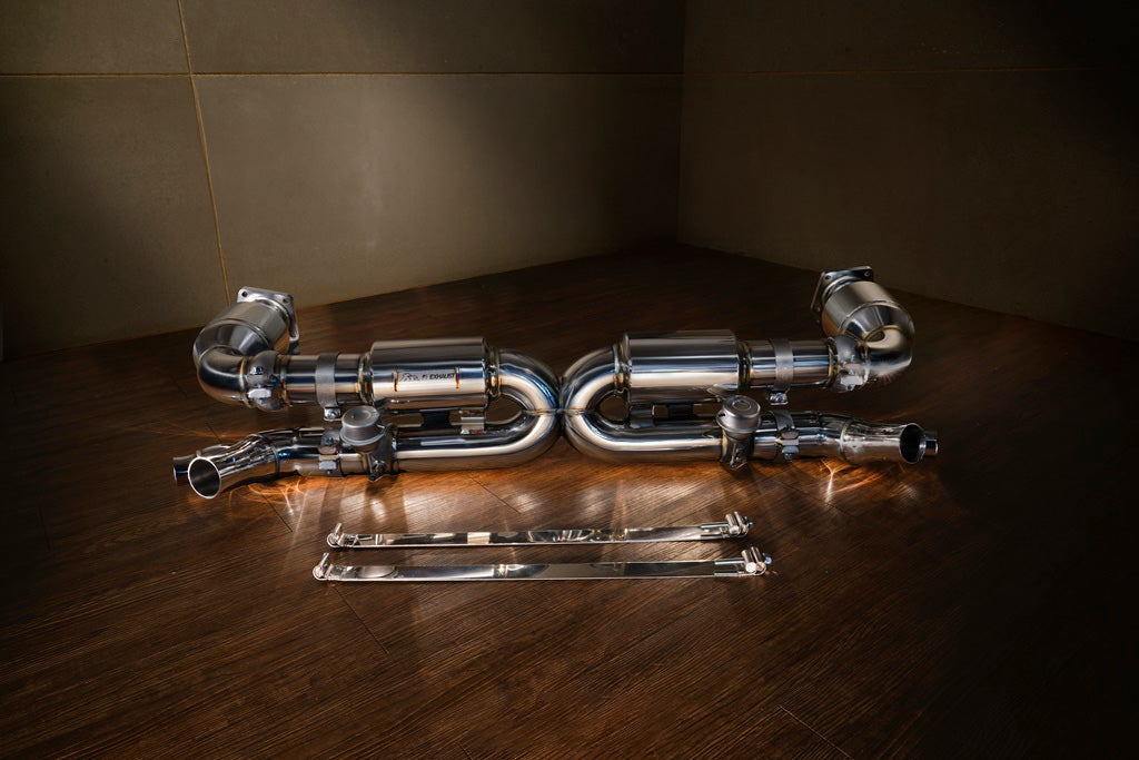 Performance Valvetronic exhaust for Porsche 991 Turbo with aggressive tone and on-demand quiet mode